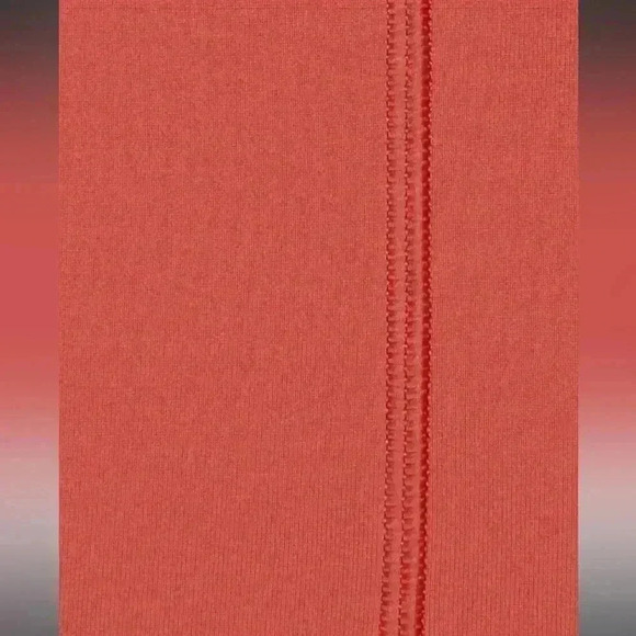 Lululemon Picnic Play Dress in Brick Rose Size 12 - Picture 3 of 6